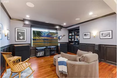 6643 NW Meridian Ridge Dr, Portland, OR 97210 - Photo 29