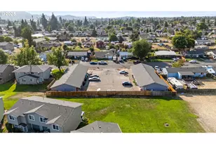 351 40th St, Springfield, OR 97478 - Photo 19