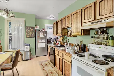 2124 NE Davis St, Portland, OR 97232 - Photo 13