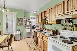 2124 NE Davis St, Portland, OR 97232 - Photo 13