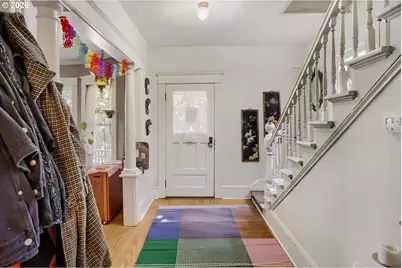 2124 NE Davis St, Portland, OR 97232 - Photo 5