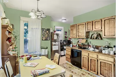 2124 NE Davis St, Portland, OR 97232 - Photo 15