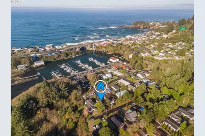 265 SE Hazelton Pl, Depoe Bay, OR 97341 - Photo 19