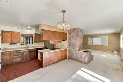2273 Virginia Ave, North Bend, OR 97459 - Photo 5