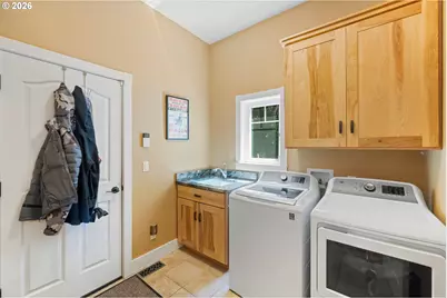 93867 Makai Ln, North Bend, OR 97459 - Photo 47