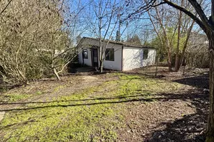 1860 W 12th Ave, Eugene, OR 97402 - Photo 1