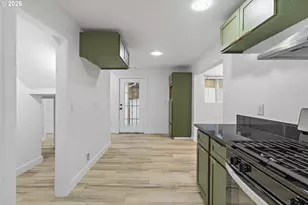 9504 SE 77th Ave, Milwaukie, OR 97222 - Photo 13