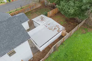 9504 SE 77th Ave, Milwaukie, OR 97222 - Photo 39