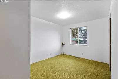 273 Eddy St, Sutherlin, OR 97479 - Photo 25