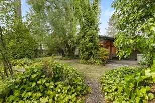 273 Eddy St, Sutherlin, OR 97479 - Photo 41