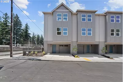 15155 E Burnside, Portland, OR 97233 - Photo 3