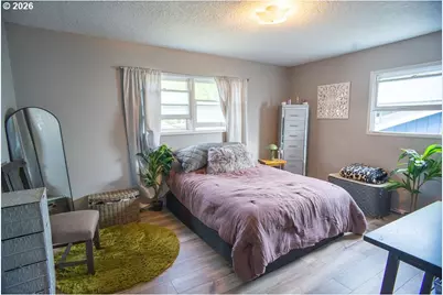 711 SE 101st Ave, Vancouver, WA 98664 - Photo 17