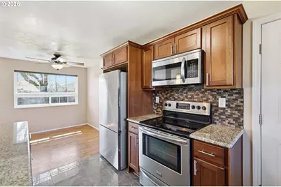 1789 Lawnridge Ave, Springfield, OR 97477 - Photo 9