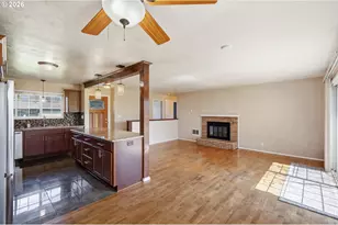 1789 Lawnridge Ave, Springfield, OR 97477 - Photo 11