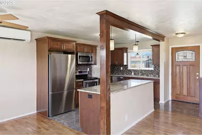 1789 Lawnridge Ave, Springfield, OR 97477 - Photo 17