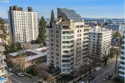 2245 SW Park Pl #7B, Portland, OR 97205 - Photo 1