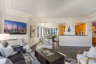 2245 SW Park Pl, Portland, OR 97205 - Photo 15