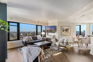 2245 SW Park Pl, Portland, OR 97205 - Photo 11