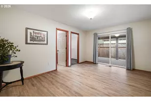 520 E Melody Ln, Newberg, OR 97132 - Photo 17