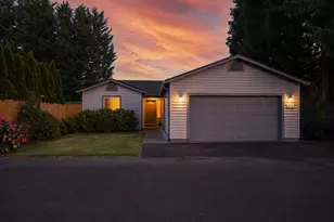 520 E Melody Ln, Newberg, OR 97132 - Photo 3
