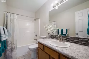 520 E Melody Ln, Newberg, OR 97132 - Photo 23