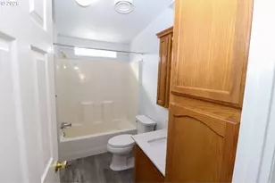 503 S 51st Pl, Springfield, OR 97478 - Photo 33