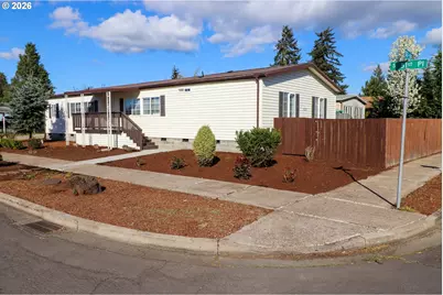 503 S 51st Pl, Springfield, OR 97478 - Photo 3