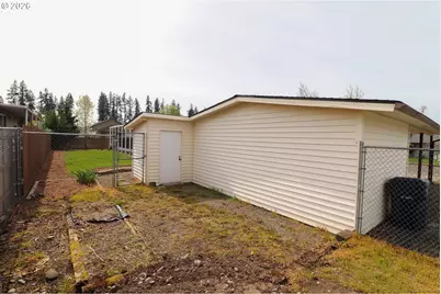 503 S 51st Pl, Springfield, OR 97478 - Photo 47