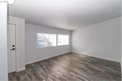 503 S 51st Pl, Springfield, OR 97478 - Photo 7