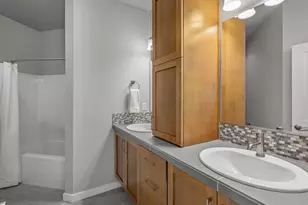 265 NE 36th Ct, Hillsboro, OR 97124 - Photo 27