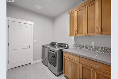 265 NE 36th Ct, Hillsboro, OR 97124 - Photo 31
