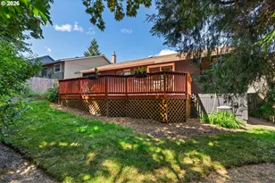 8832 SW 50th Ave, Portland, OR 97219 - Photo 27