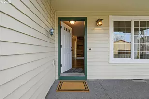 2519 NW 13th St, Battle Ground, WA 98604 - Photo 3