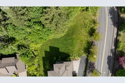 3348 NW Tullamore Ct, Portland, OR 97229 - Photo 9