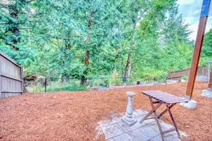11719 NW Pinyon St, Portland, OR 97229 - Photo 13