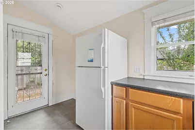3560 NE Stanton St, Portland, OR 97212 - Photo 13