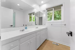 3220 SW 66th Ave, Portland, OR 97225 - Photo 23