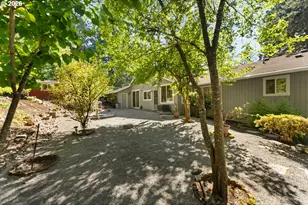 3220 SW 66th Ave, Portland, OR 97225 - Photo 43