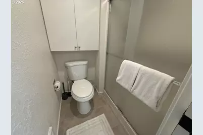 240 11th St, Florence, OR 97439 - Photo 31