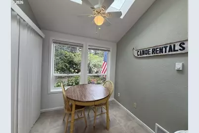 240 11th St, Florence, OR 97439 - Photo 27