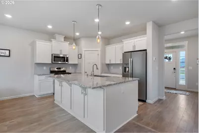 2021 Branch Creek Dr, Longview, WA 98632 - Photo 9