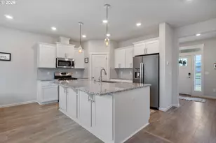 2021 Branch Creek Dr, Longview, WA 98632 - Photo 9