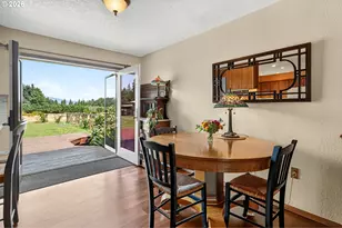 4460 Riordan Hill Dr, Hood River, OR 97031 - Photo 7