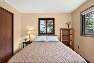 4460 Riordan Hill Dr, Hood River, OR 97031 - Photo 21