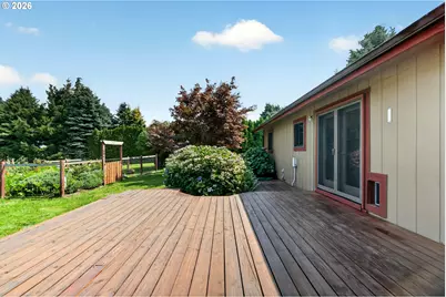 4460 Riordan Hill Dr, Hood River, OR 97031 - Photo 29