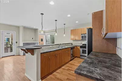7518 N Burlington Ave, Portland, OR 97203 - Photo 13
