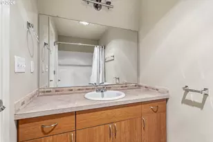 7518 N Burlington Ave, Portland, OR 97203 - Photo 25