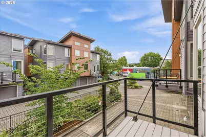 7518 N Burlington Ave, Portland, OR 97203 - Photo 29