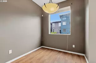 7518 N Burlington Ave, Portland, OR 97203 - Photo 11