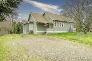296 N 4th St, Saint Helens, OR 97051 - Photo 17